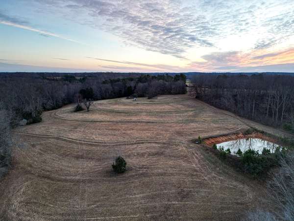 55.6 Acres of Agricultural Land for Sale in Bon Aqua, Tennessee