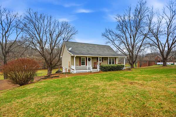 3 Acres of Residential Land with Home for Sale in White House, Tennessee