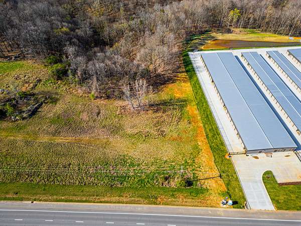 1.79 Acres of Mixed-Use Land for Sale in Springfield, Tennessee