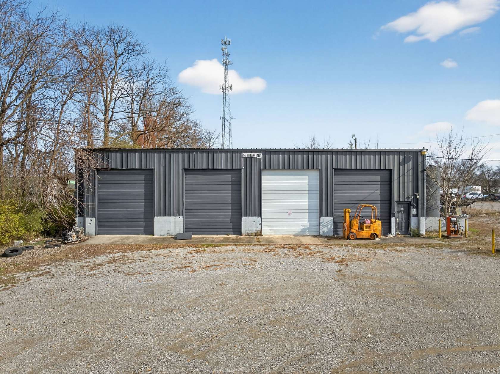 1 Acre of Improved Commercial Land for Sale in Cookeville, Tennessee