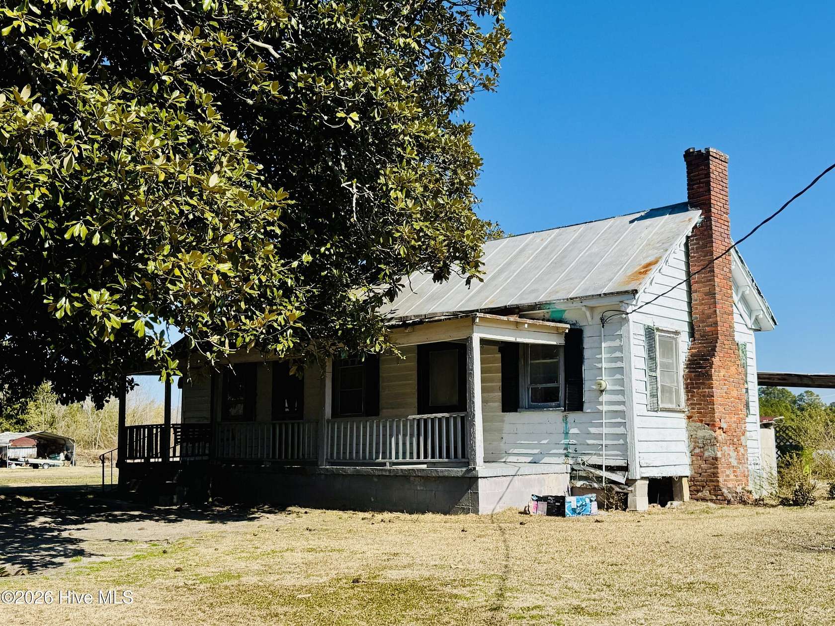 5.25 Acres of Land with Home for Sale in New Bern, North Carolina