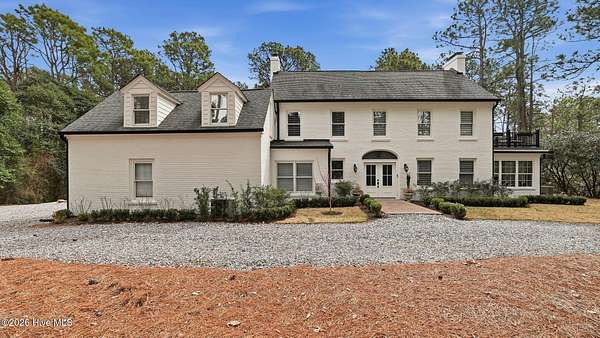 2 Acres of Residential Land with Home for Sale in Southern Pines, North Carolina