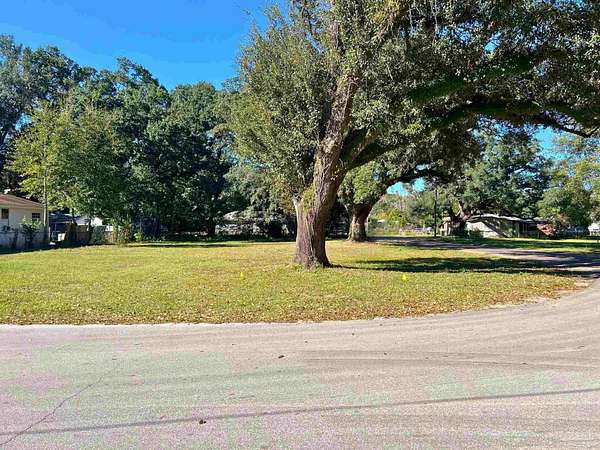 0.23 Acres of Residential Land for Sale in Pensacola, Florida