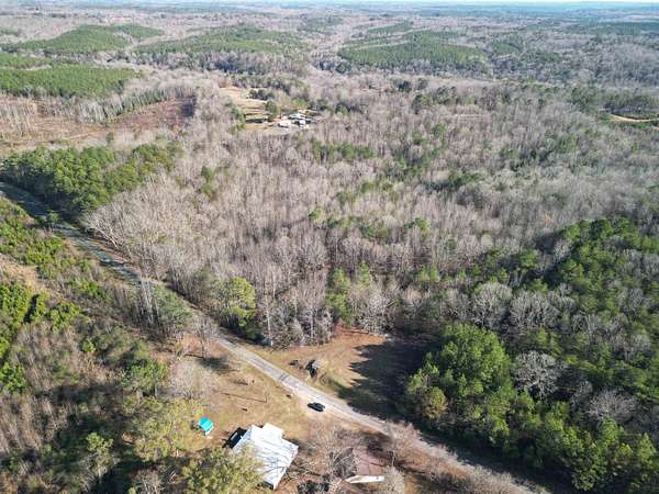 34 Acres of Land with Home for Sale in Haleyville, Alabama