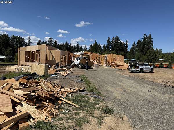 2 Acres of Land with Home for Sale in Wilsonville, Oregon