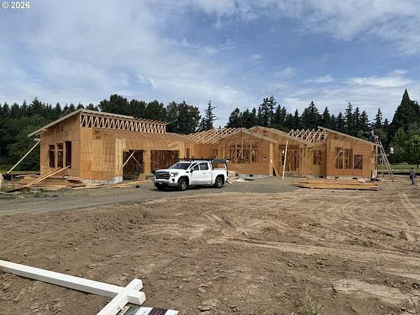 2 Acres of Land with Home for Sale in Wilsonville, Oregon