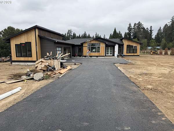 2 Acres of Land with Home for Sale in Wilsonville, Oregon
