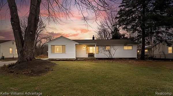 2 Acres of Residential Land with Home for Sale in New Boston, Michigan