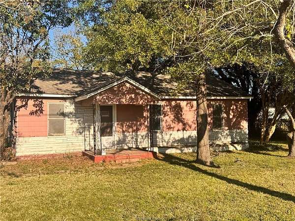 0.48 Acres of Mixed-Use Land for Sale in Bryan, Texas