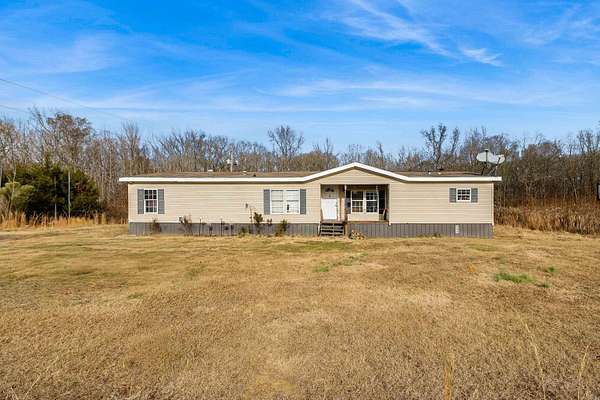 3.76 Acres of Residential Land with Home for Sale in Sherwood, Arkansas