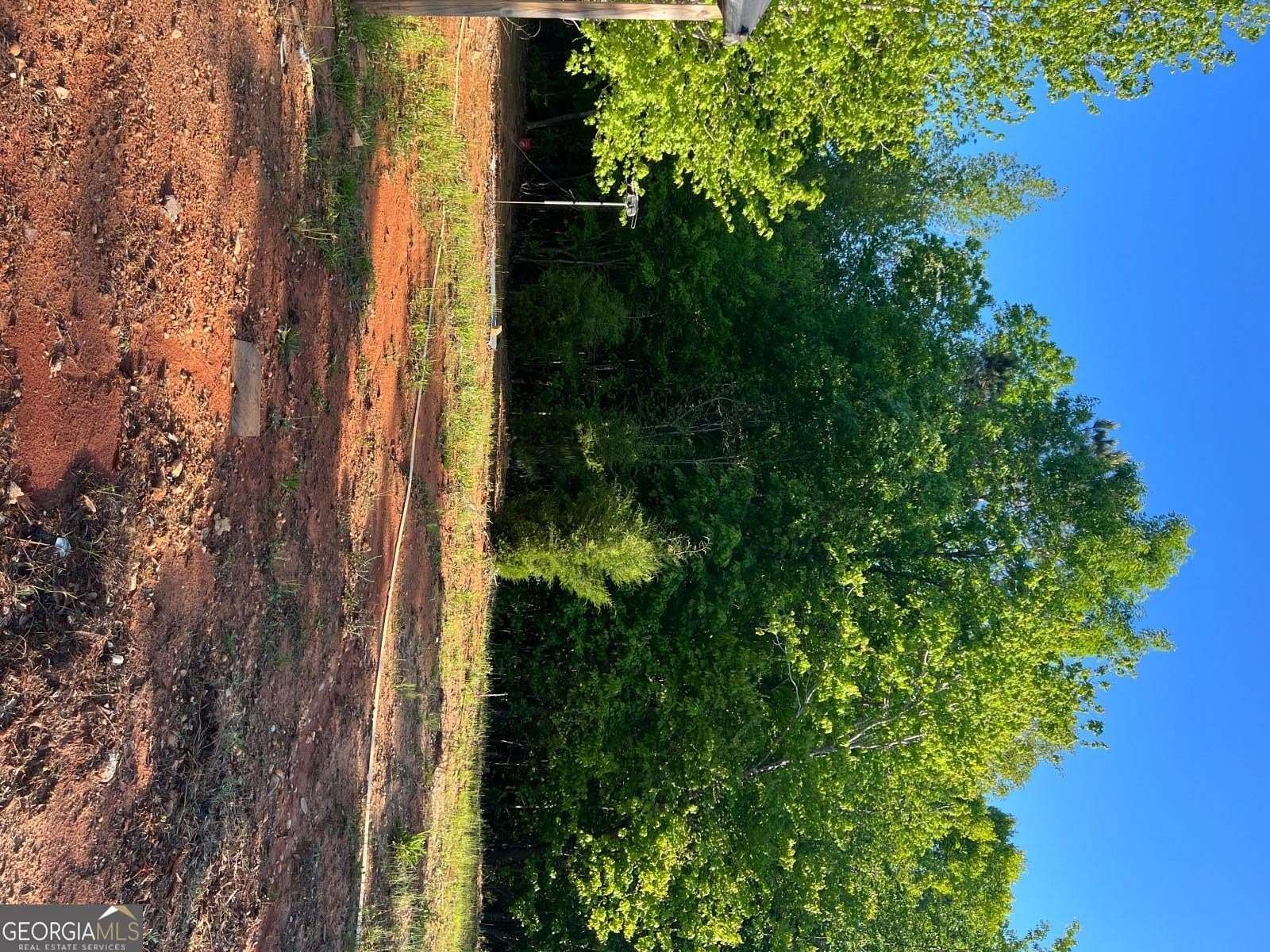 10 Acres of Residential Land for Sale in Milledgeville, Georgia