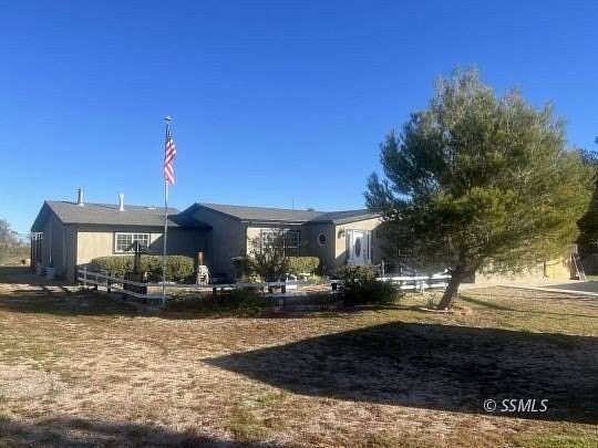 2.45 Acres of Residential Land with Home for Sale in Inyokern, California