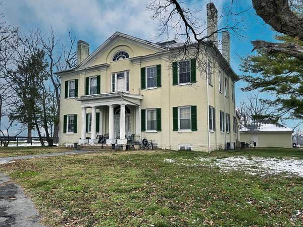 4.5 Acres of Residential Land with Home for Sale in Versailles, Kentucky