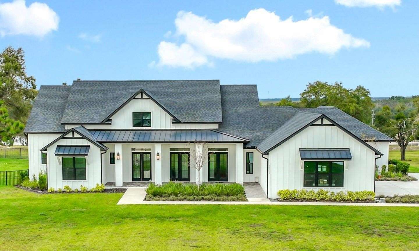 5 Acres of Residential Land with Home for Sale in Groveland, Florida