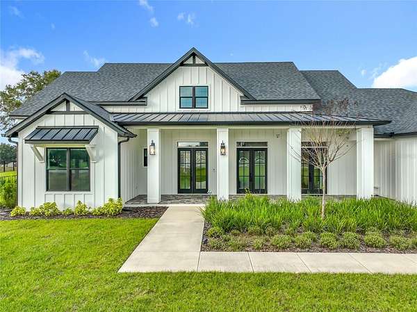 5 Acres of Residential Land with Home for Sale in Groveland, Florida