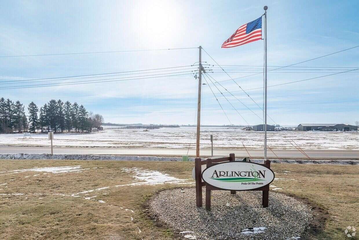 100 Acres of Land for Sale in Arlington, Wisconsin
