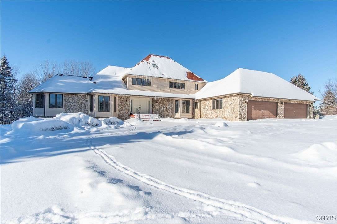 5 Acres of Residential Land with Home for Sale in Watertown, New York