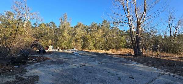 0.37 Acres of Residential Land for Sale in Umatilla, Florida