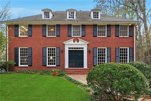 1.66 Acres of Residential Land with Home for Sale in Atlanta, Georgia