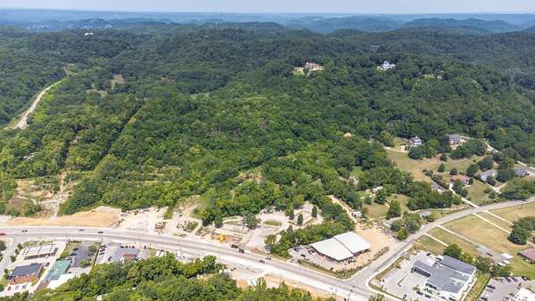 1.84 Acres of Commercial Land for Sale in Brentwood, Tennessee