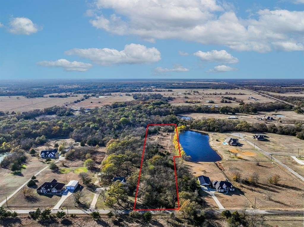 7 Acres of Residential Land for Sale in Sulphur Springs, Texas