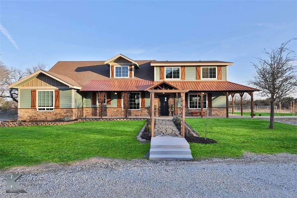 10 Acres of Recreational Land with Home for Sale in Ovalo, Texas