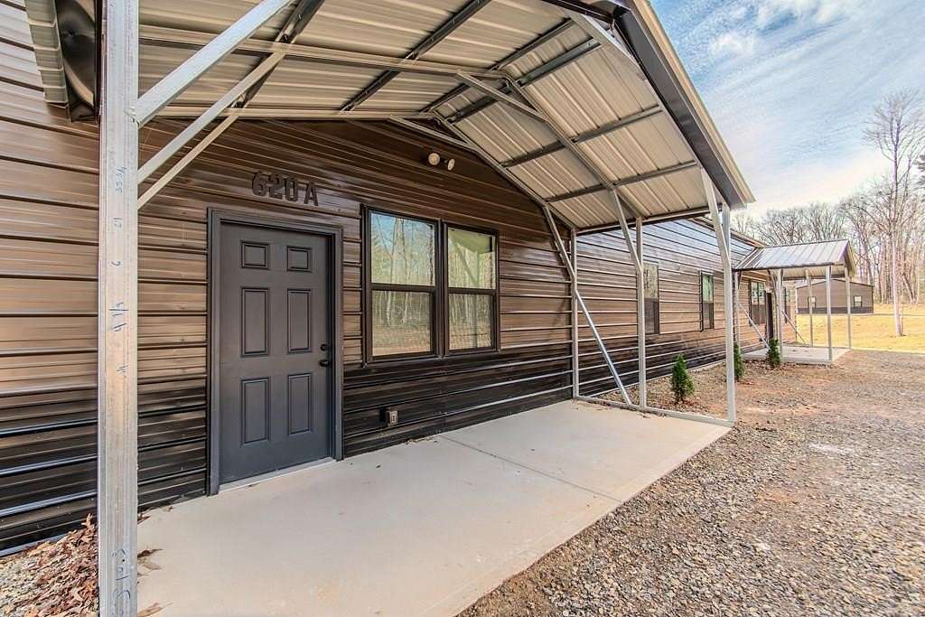 7.52 Acres of Residential Land with Home for Lease in Epworth, Georgia