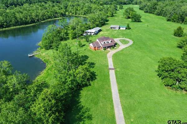 10 Acres of Land with Home for Sale in Mineola, Texas