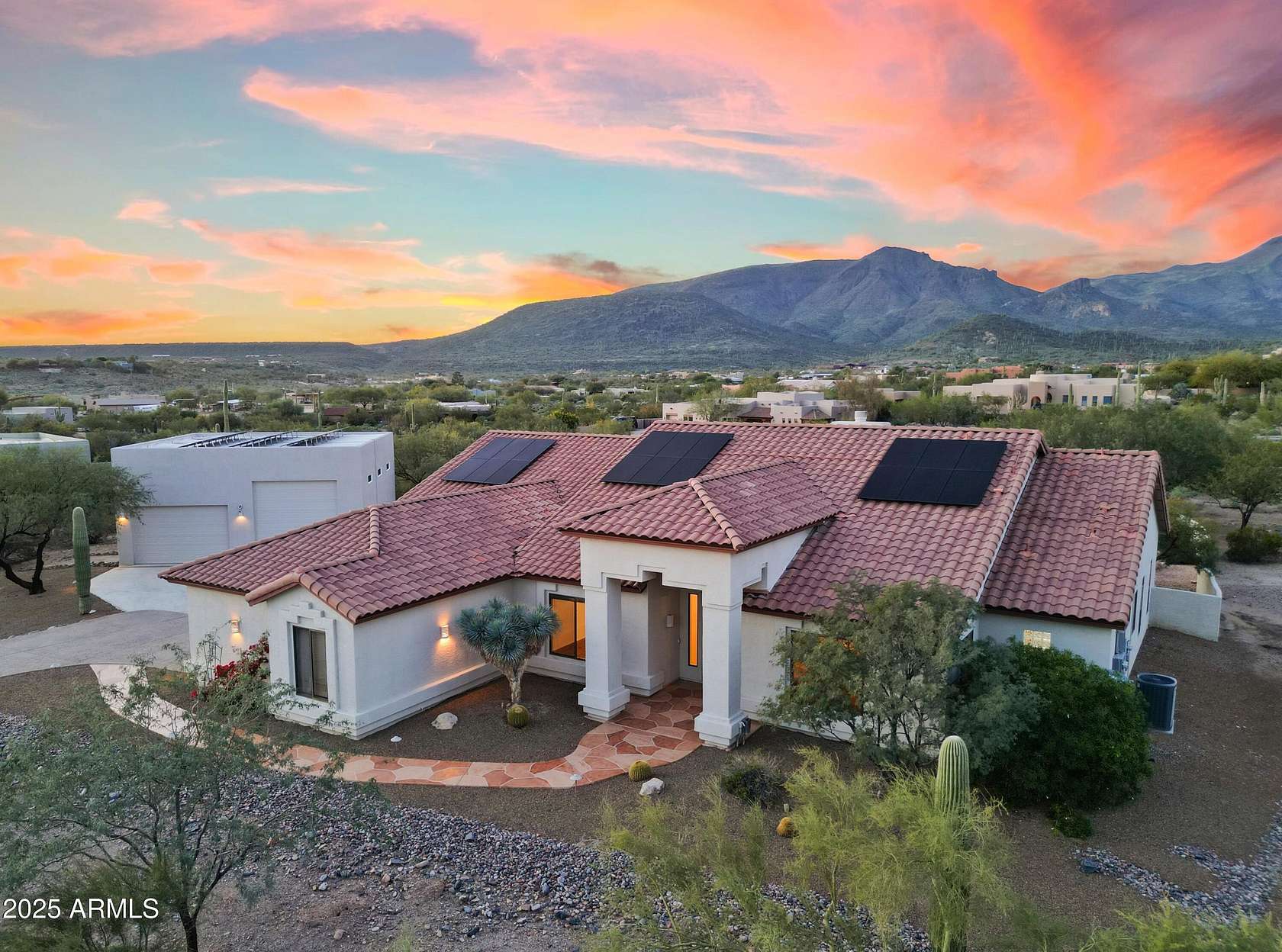 2 Acres of Residential Land with Home for Sale in Cave Creek, Arizona