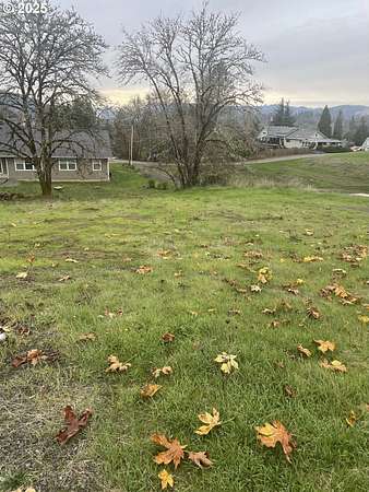 0.29 Acres of Residential Land for Sale in Oakland, Oregon