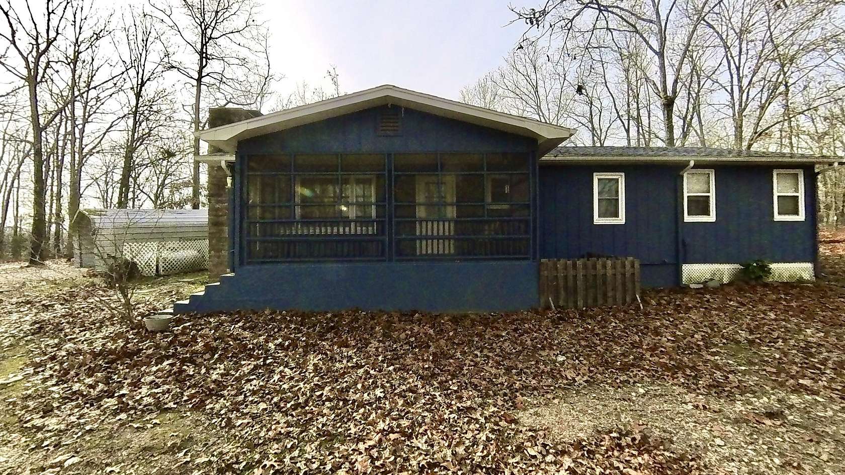 4.9 Acres of Residential Land with Home for Sale in Mountain View, Missouri