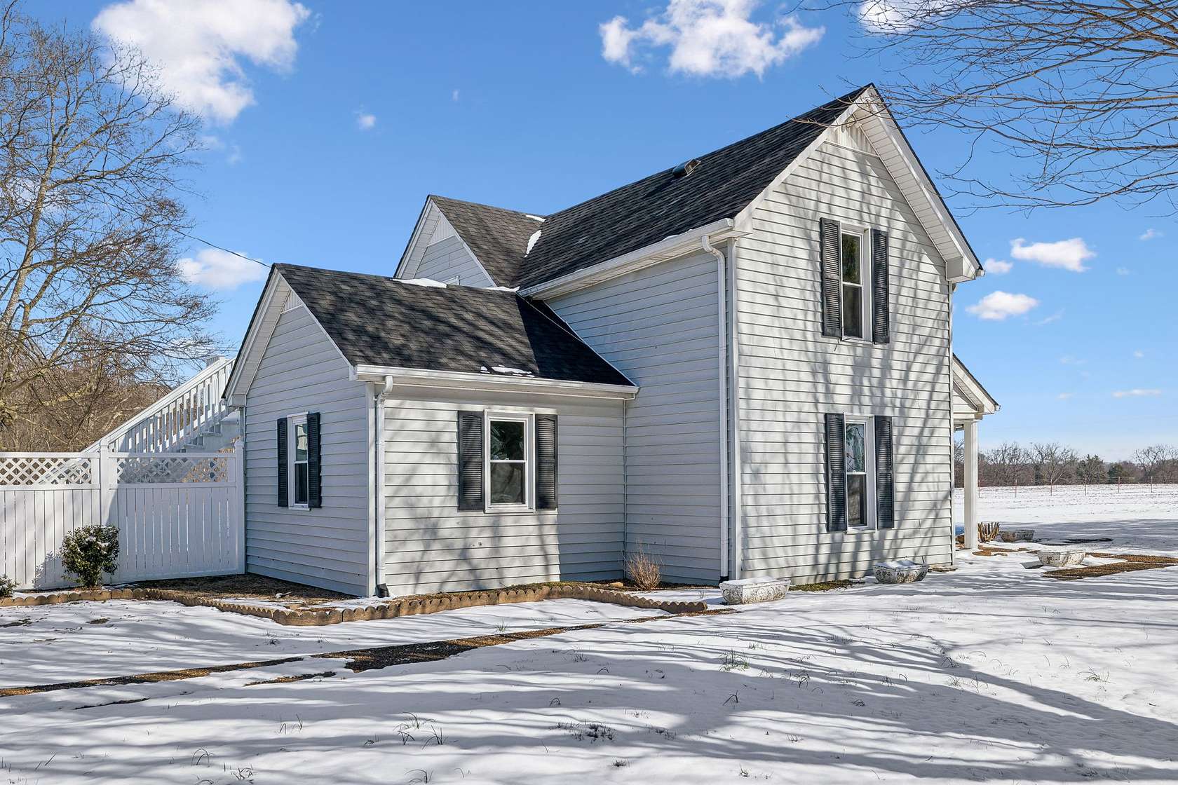 2.1 Acres of Residential Land with Home for Sale in Portland, Tennessee