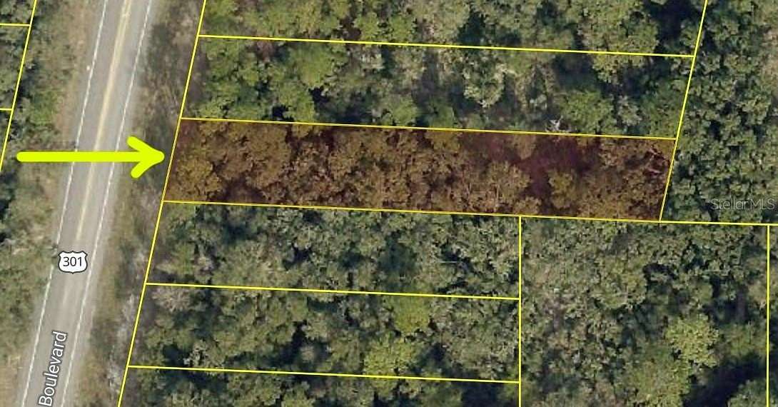 0.35 Acres of Residential Land for Sale in Webster, Florida