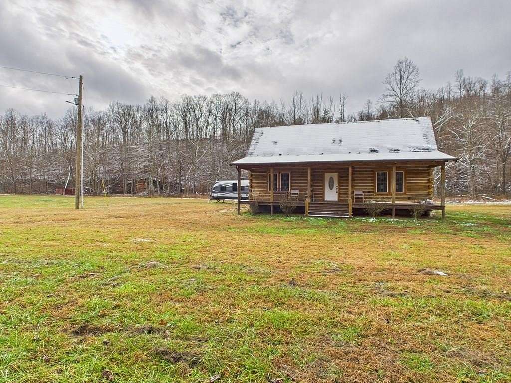 10 Acres of Recreational Land with Home for Sale in Flatgap, Kentucky
