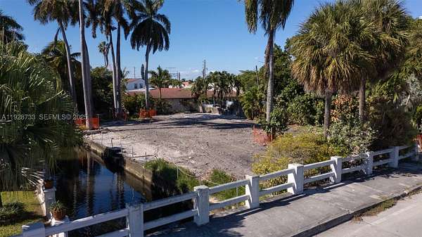 0.25 Acres of Residential Land for Sale in Miami, Florida