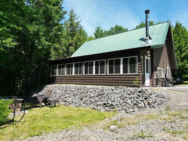 4.33 Acres of Residential Land with Home for Sale in Chester, Maine