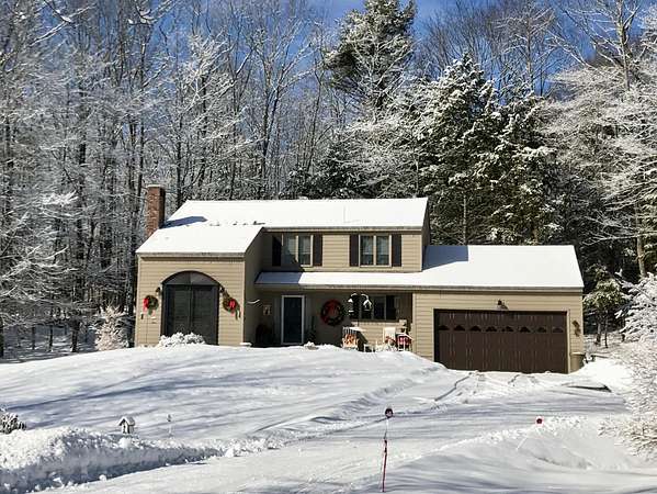 3.19 Acres of Residential Land with Home for Sale in Freeport, Maine