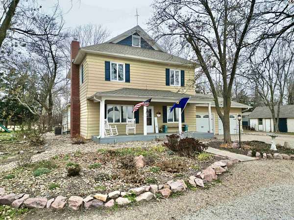 4.84 Acres of Residential Land with Home for Sale in Hutchinson, Kansas