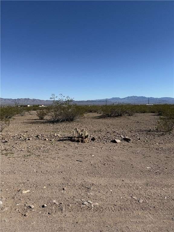 2.35 Acres of Residential Land for Sale in Golden Valley, Arizona