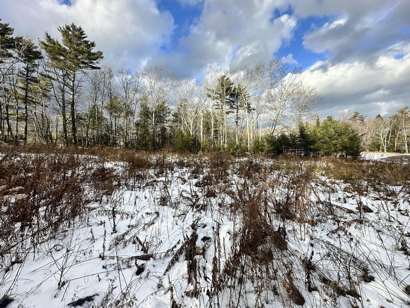 0.96 Acres of Residential Land for Sale in Rockport, Maine