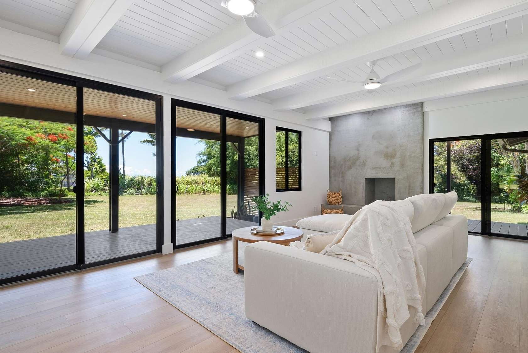 4 Acres of Land with Home for Sale in Haʻikū, Hawaii