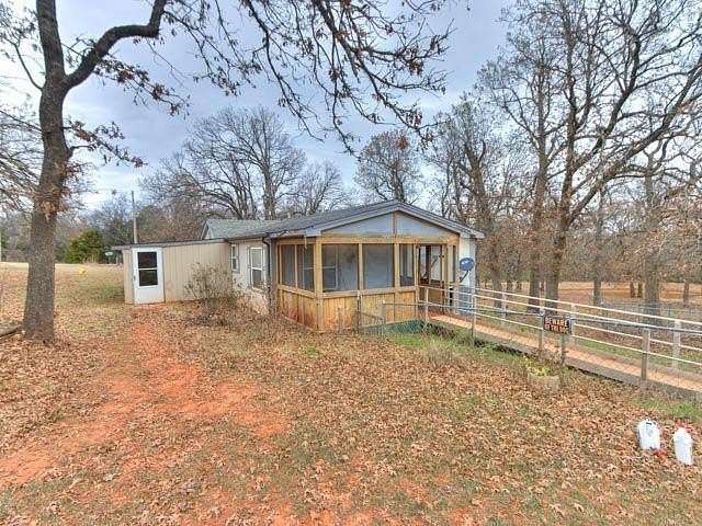5 Acres of Residential Land with Home for Sale in Jones, Oklahoma