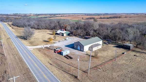 6 Acres of Improved Mixed-Use Land for Sale in Ninnekah, Oklahoma