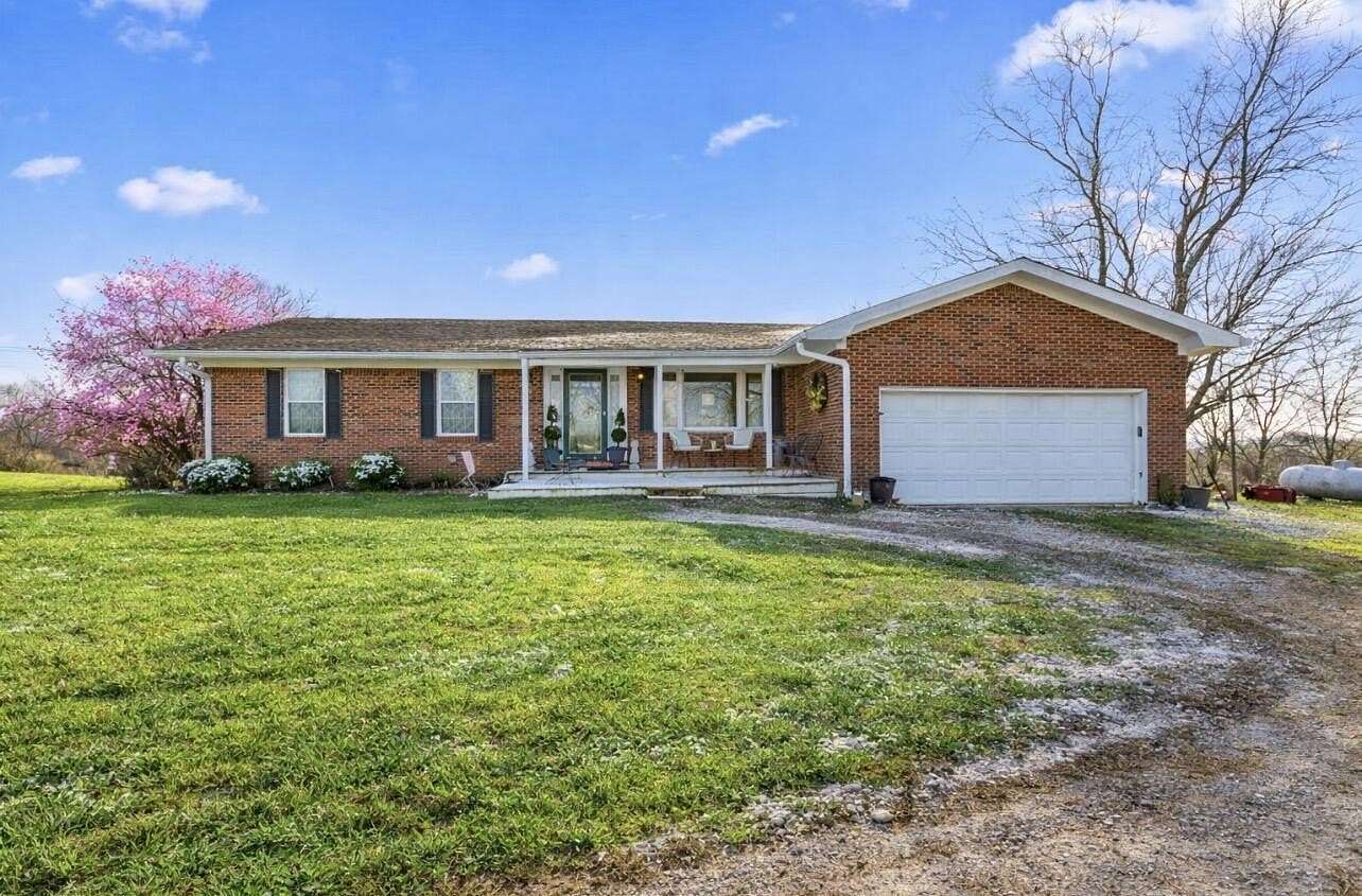 85.5 Acres of Land with Home for Sale in Winchester, Kentucky