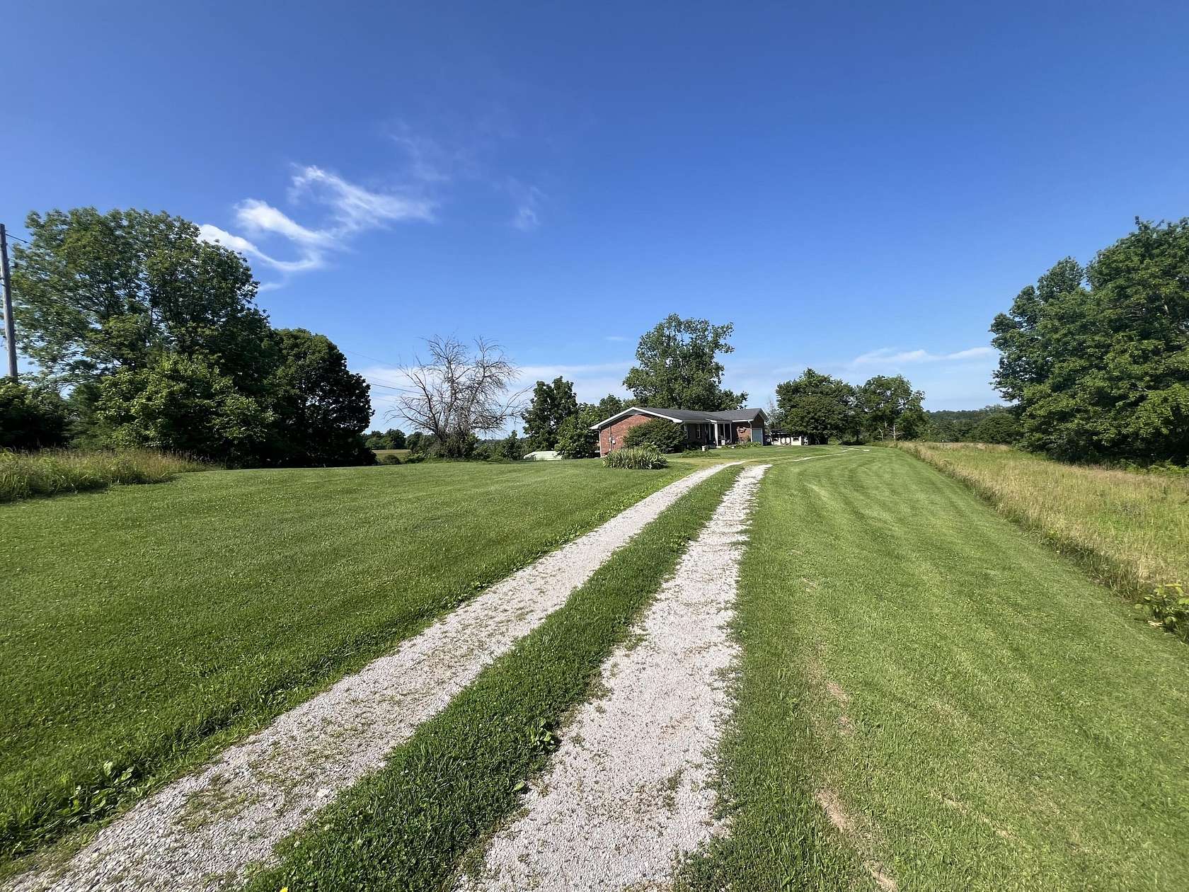 85.5 Acres of Land with Home for Sale in Winchester, Kentucky