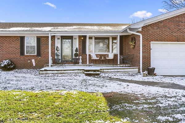 85.5 Acres of Land with Home for Sale in Winchester, Kentucky