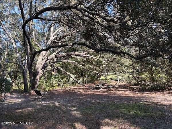 4.25 Acres of Land for Sale in Pomona Park, Florida