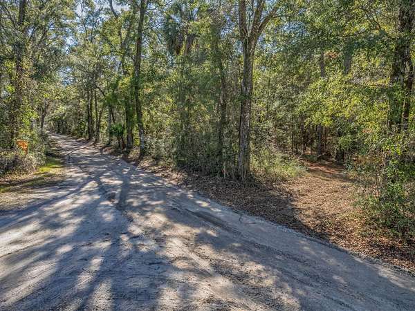 6 Acres of Residential Land for Sale in Crawfordville, Florida