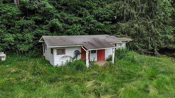 8 Acres of Improved Residential Land for Sale in Cohocton, New York