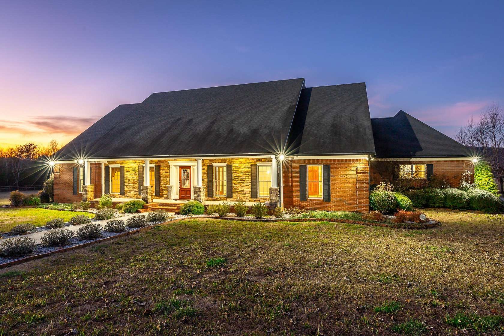 10.8 Acres of Land with Home for Sale in South Pittsburg, Tennessee